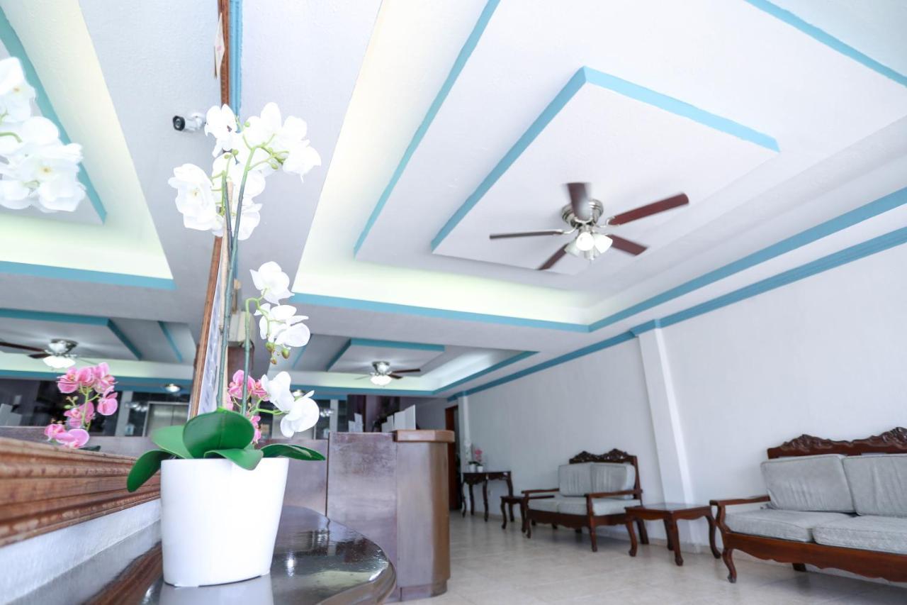 Hotel Avenida แคนคูน ภายนอก รูปภาพ