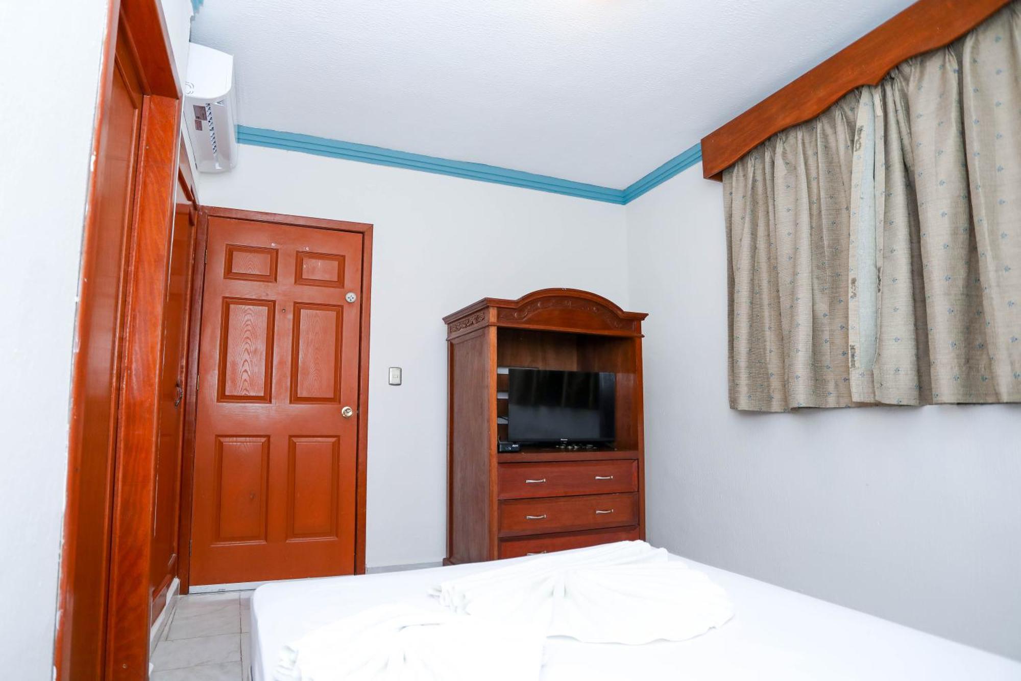 Hotel Avenida แคนคูน ภายนอก รูปภาพ